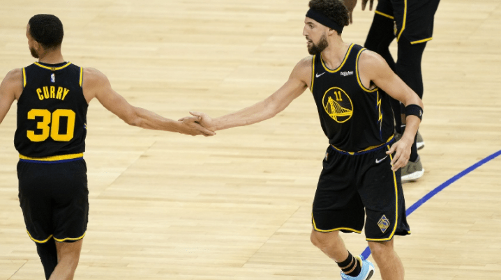 繁忍队成功晋级NBA总决赛，球员兴奋不已的简单介绍